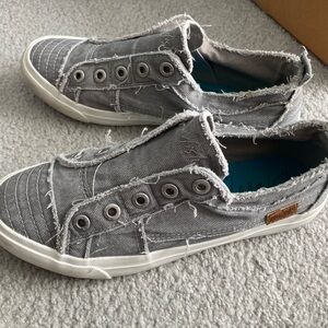 Casual gray sneakers